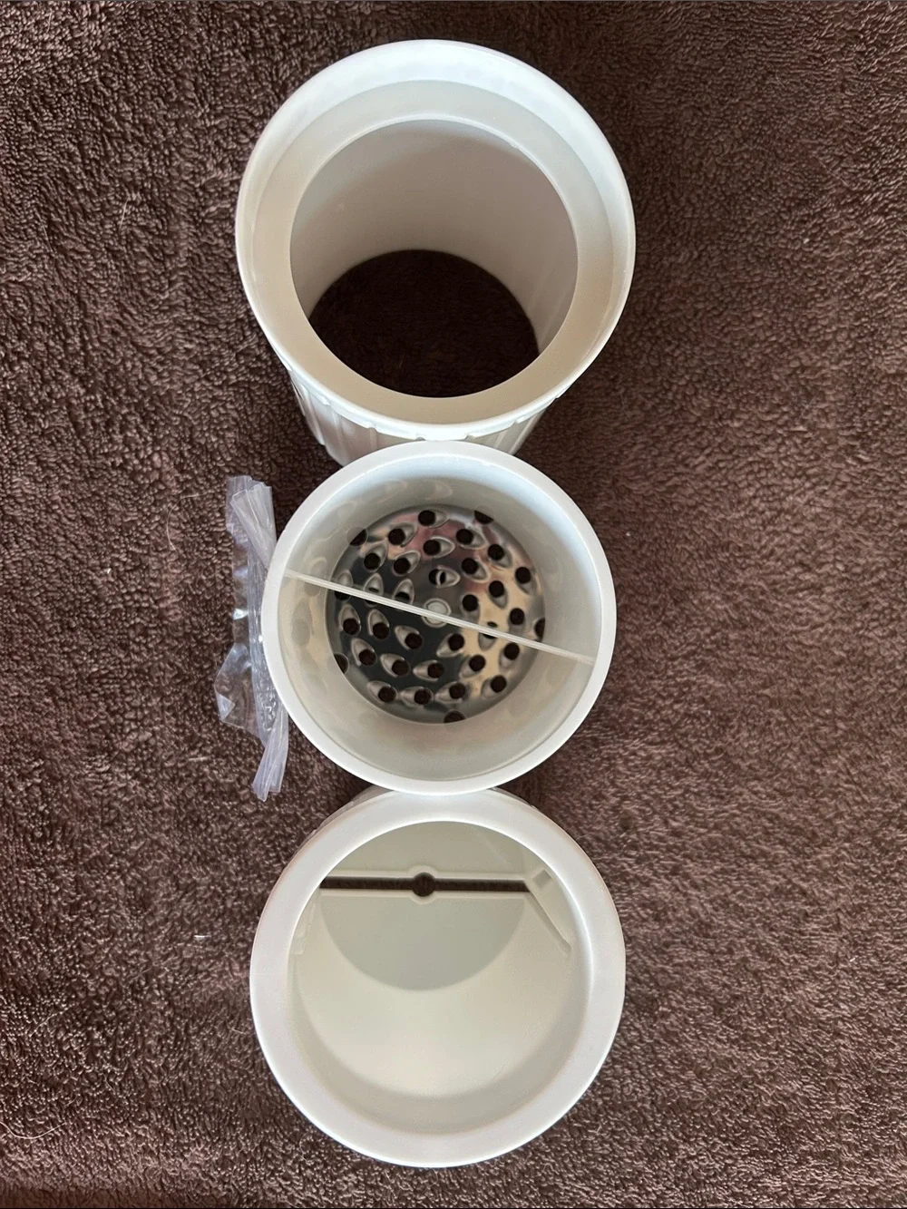 3-Piece White Plastic Herb Grinder with Metal Disk